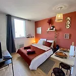 Splendide Studio Moderne - Proche Centre - Laverie